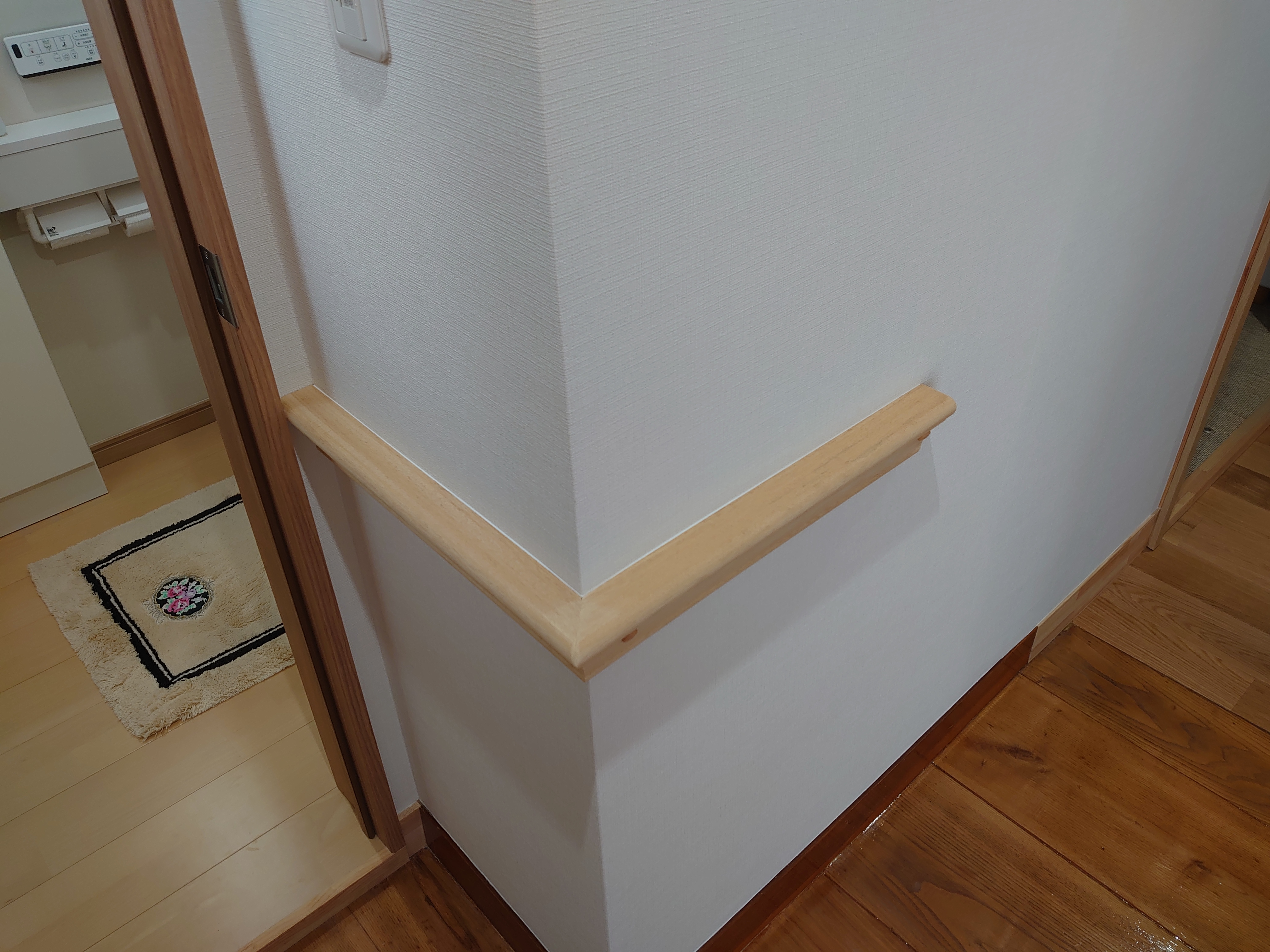 選べる手すりデザインと素材